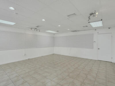 7600 Wiles Road, Coral Springs, FL 33067