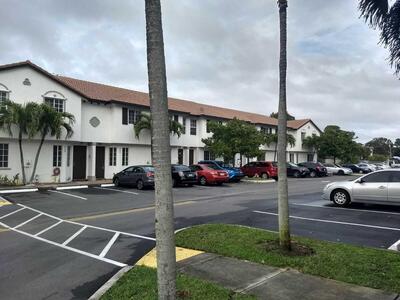 4182 Napoli Lake Drive, Riviera Beach, FL 33410