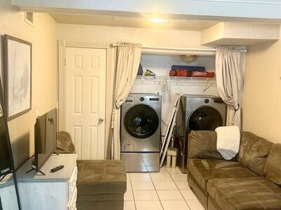 727 Penn Street, West Palm Beach, FL 33401