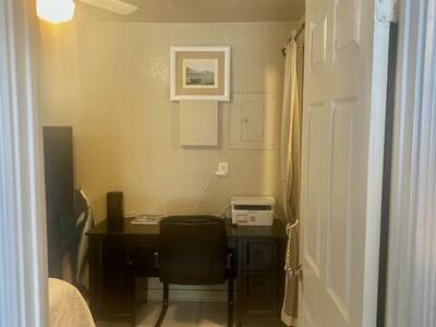 727 Penn Street, West Palm Beach, FL 33401