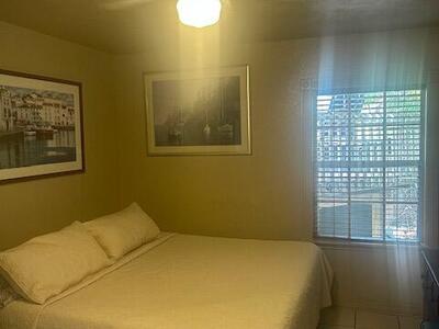 727 Penn Street, West Palm Beach, FL 33401