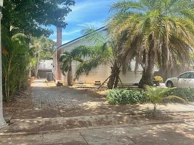 727 Penn Street, West Palm Beach, FL 33401