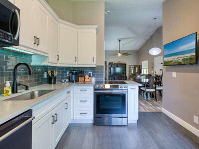 3895 Island Club Circle W