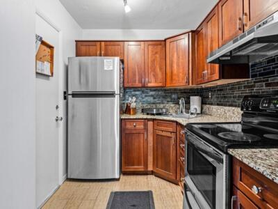 2970 NE 16th Avenue, Oakland Park, FL 33334