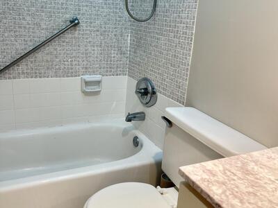 864 Flanders R, Delray Beach, FL 33484