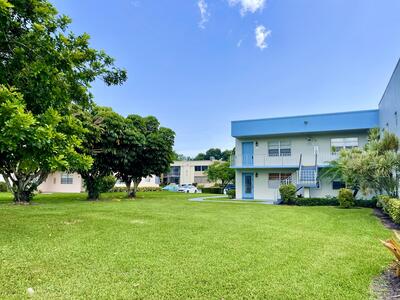 864 Flanders R, Delray Beach, FL 33484