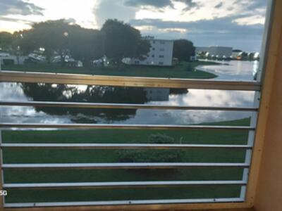 3076 Cornwall D, Boca Raton, FL 33434