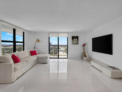 1000 S Ocean Boulevard, Pompano Beach, FL 33062