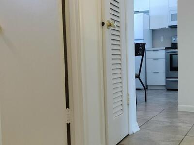 218 NE 12th Avenue, Hallandale Beach, FL 33009