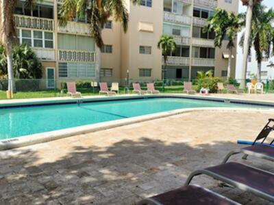 218 NE 12th Avenue, Hallandale Beach, FL 33009