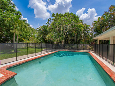 6749 S Grande Drive, Boca Raton, FL 33433