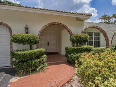 6749 S Grande Drive, Boca Raton, FL 33433