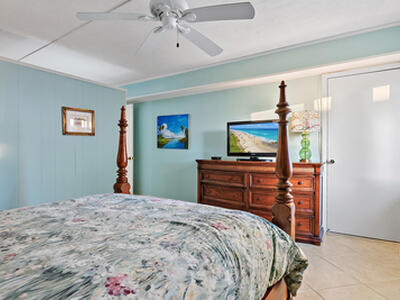 1561 NE 12th Terrace, Jensen Beach, FL 34957