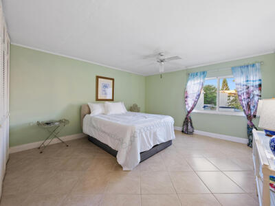 1561 NE 12th Terrace, Jensen Beach, FL 34957