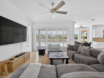 11587 Manatee Bay Lane, Wellington, FL 33449