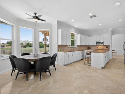 11587 Manatee Bay Lane, Wellington, FL 33449