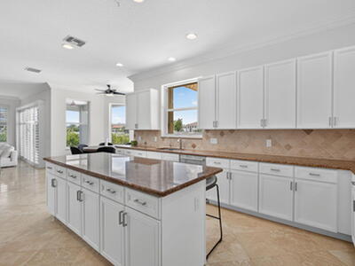 11587 Manatee Bay Lane, Wellington, FL 33449