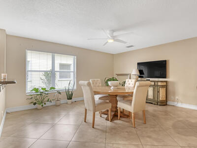 6074 Las Colinas Circle, Lake Worth, FL 33463