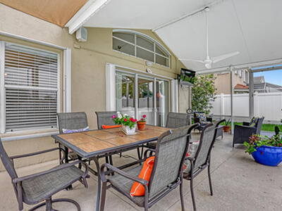 6074 Las Colinas Circle, Lake Worth, FL 33463