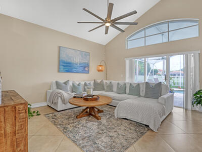 6074 Las Colinas Circle, Lake Worth, FL 33463