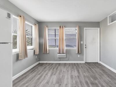 813 9th Avenue N, Lake Worth Beach, FL 33460