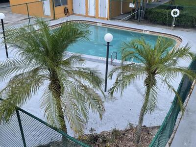 1500 W Crescent Circle, Lake Park, FL 33403