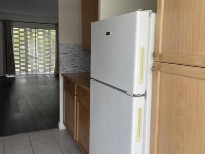 1500 W Crescent Circle, Lake Park, FL 33403