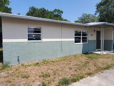 2590 Seneca Avenue, Fort Pierce, FL 34946