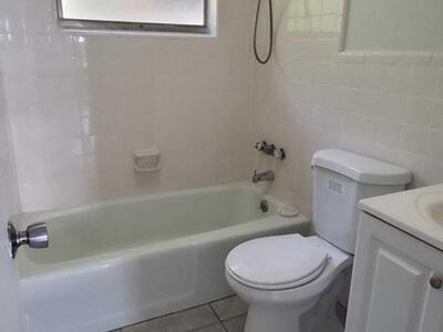 2590 Seneca Avenue, Fort Pierce, FL 34946