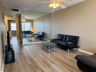 4019 Lincoln A, Boca Raton, FL 33434