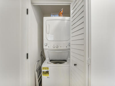 1931 NE 2nd Street Street, Deerfield Beach, FL 33441