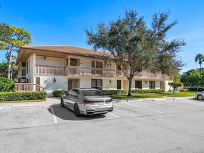 508 Brackenwood Place, Palm Beach Gardens, FL 33418