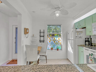 857 Worcester B Lane, Lake Worth, FL 33467