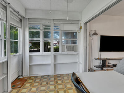 857 Worcester B Lane, Lake Worth, FL 33467