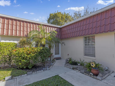 857 Worcester B Lane, Lake Worth, FL 33467