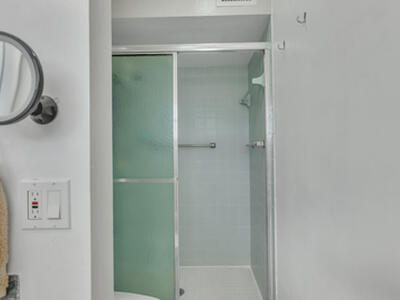 857 Worcester B Lane, Lake Worth, FL 33467