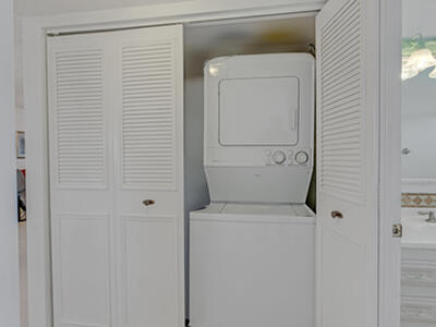 857 Worcester B Lane, Lake Worth, FL 33467