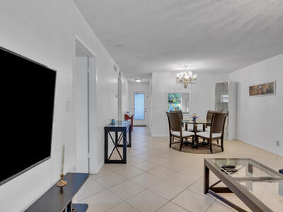 857 Worcester B Lane, Lake Worth, FL 33467