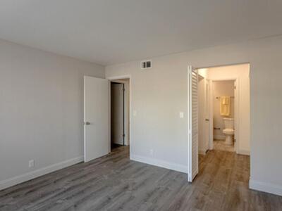 537 S Sequoia Drive, West Palm Beach, FL 33409