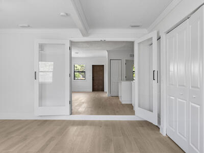 3015 Robert Road, West Palm Beach, FL 33405