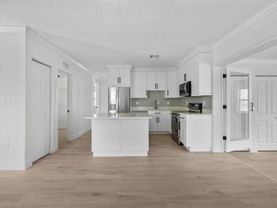 3015 Robert Road, West Palm Beach, FL 33405