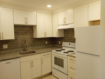 950 S Kanner Highway, Stuart, FL 34994