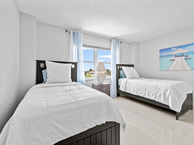 1200 Hibiscus Avenue, Pompano Beach, FL 33062