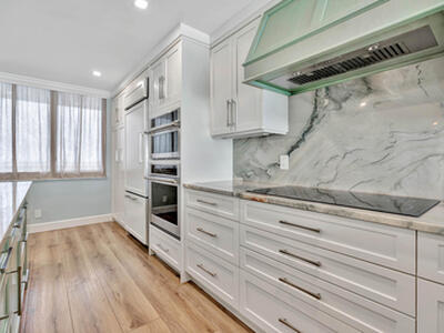 911 Ocean Drive, Juno Beach, FL 33408