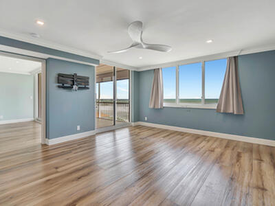 911 Ocean Drive, Juno Beach, FL 33408