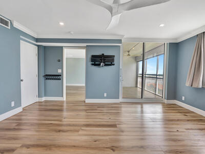 911 Ocean Drive, Juno Beach, FL 33408