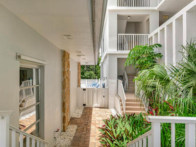 911 Ocean Drive, Juno Beach, FL 33408