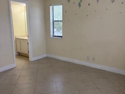 21911 Lake Forest Circle, Boca Raton, FL 33433