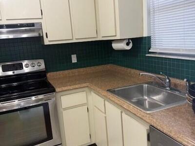 21911 Lake Forest Circle, Boca Raton, FL 33433