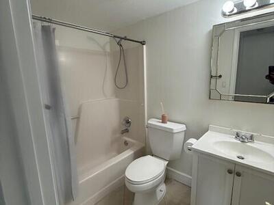 21911 Lake Forest Circle, Boca Raton, FL 33433